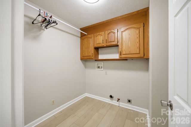 195 Azalea Road, Mooresville, NC 28115