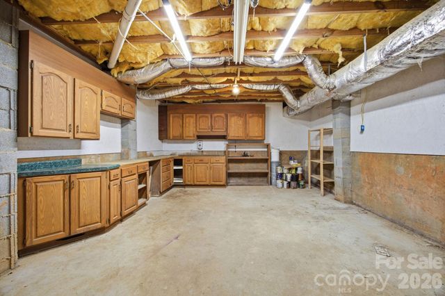 195 Azalea Road, Mooresville, NC 28115