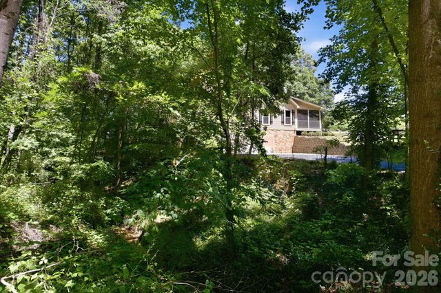 195 Azalea Road, Mooresville, NC 28115