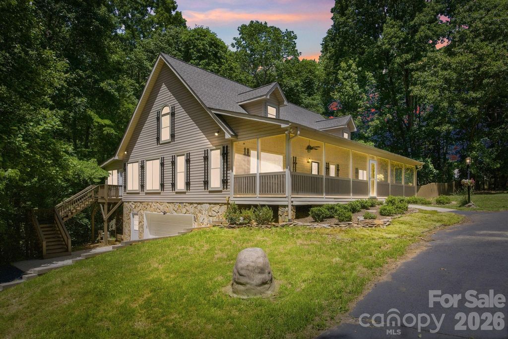 195 Azalea Road, Mooresville, NC 28115