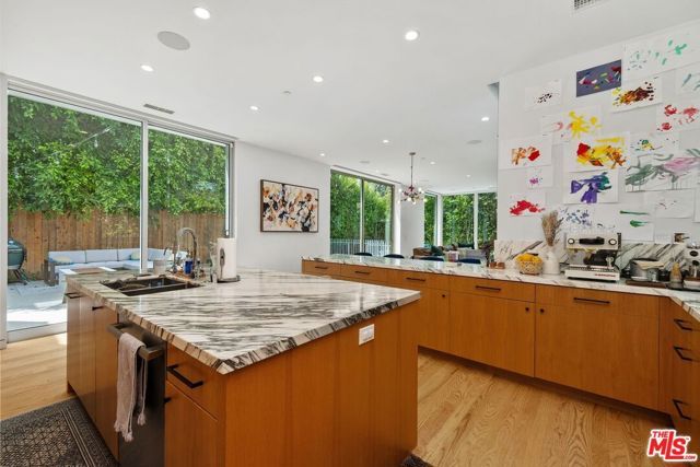 3715 Meier Street, Los Angeles, CA 90066