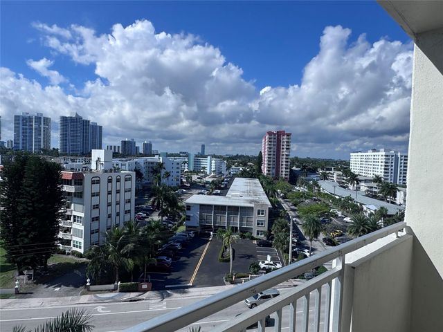 3180 S Ocean Dr 722, Hallandale Beach, FL 33009