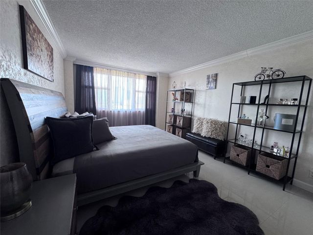 3180 S Ocean Dr 722, Hallandale Beach, FL 33009