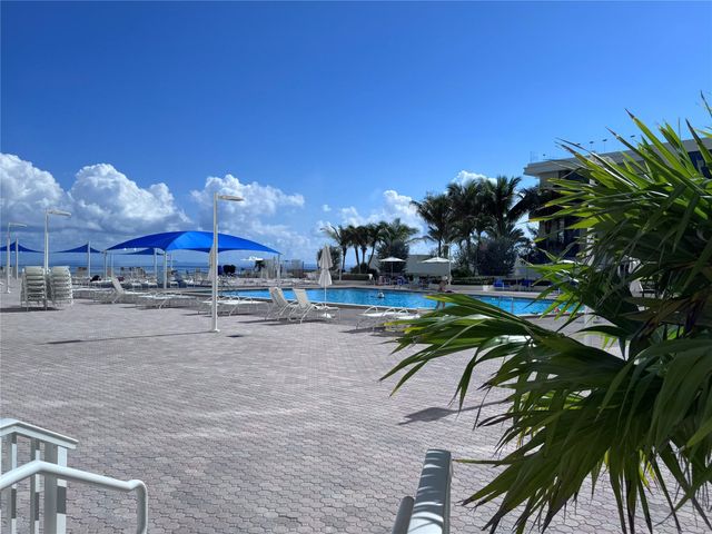 3180 S Ocean Dr 722, Hallandale Beach, FL 33009