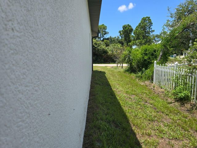 4240 LAS ALMANOS AVENUE, North Port, FL 34288