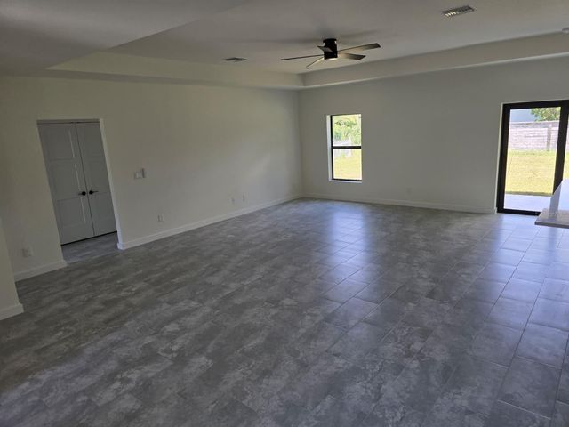 4240 LAS ALMANOS AVENUE, North Port, FL 34288