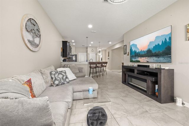 1060 BLACKWOLF RUN ROAD, Davenport, FL 33896