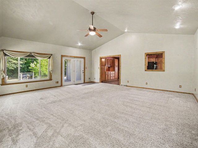 4165 S 132nd Avenue, Hesperia, MI 49421