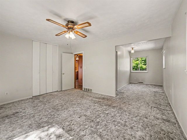 4165 S 132nd Avenue, Hesperia, MI 49421