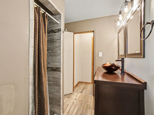 4165 S 132nd Avenue, Hesperia, MI 49421