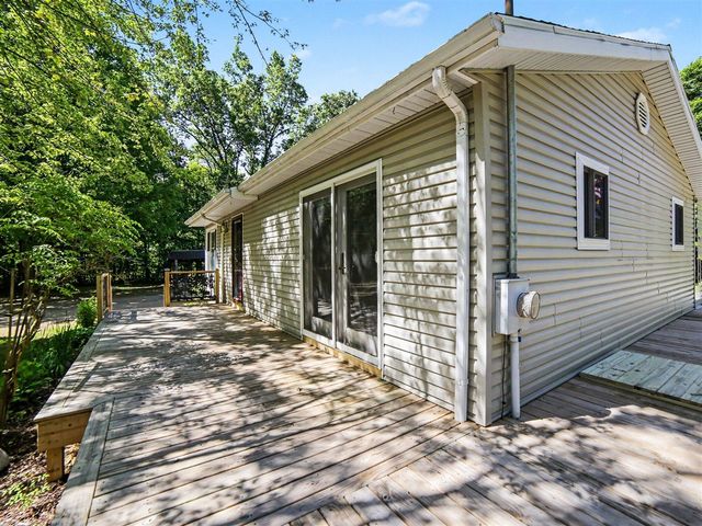 4165 S 132nd Avenue, Hesperia, MI 49421