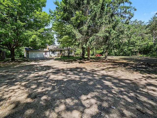 4165 S 132nd Avenue, Hesperia, MI 49421
