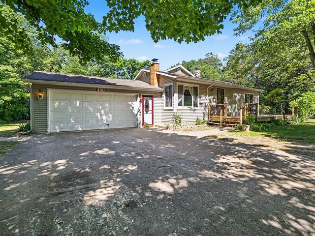 4165 S 132nd Avenue, Hesperia, MI 49421