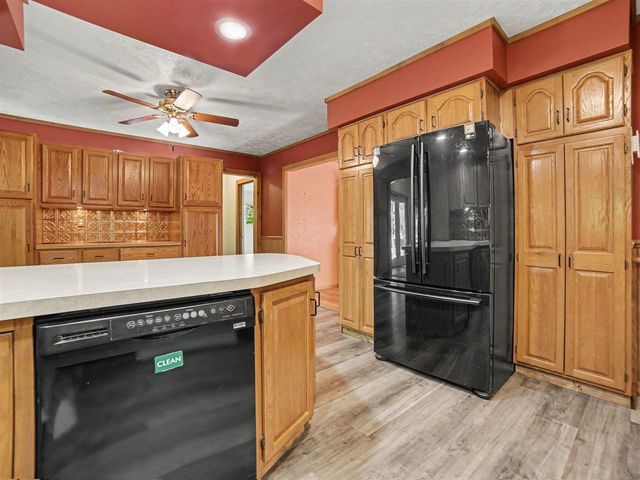 4165 S 132nd Avenue, Hesperia, MI 49421