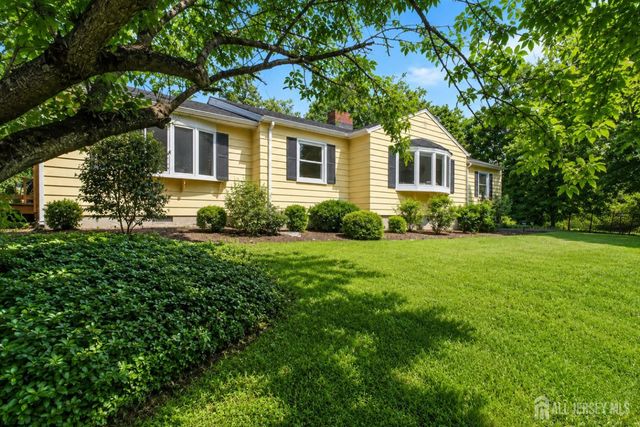 5 Crestview Drive, Bernardsville, NJ 07924