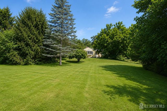 5 Crestview Drive, Bernardsville, NJ 07924