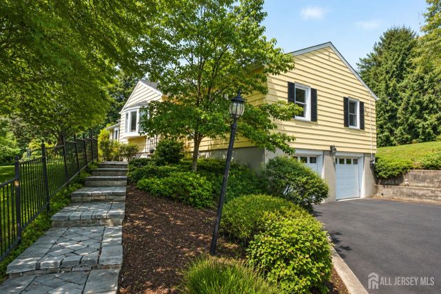 5 Crestview Drive, Bernardsville, NJ 07924