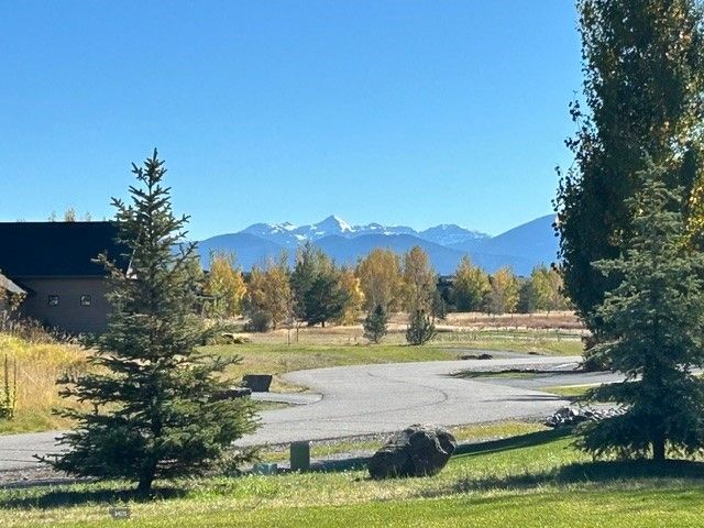 589 Tillyfour Road, Bozeman, MT 59718