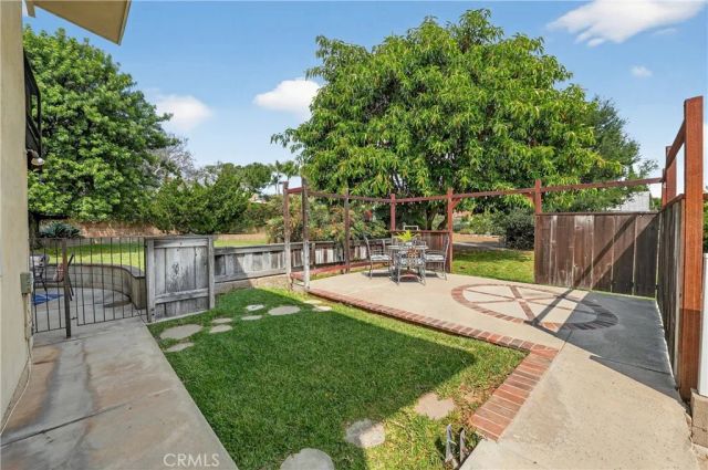1400 N Puente, Brea, CA 92821