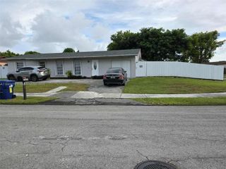 10834 NW 156 TE, Miami, FL 33157