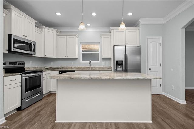 9269 1st View ST, Norfolk, VA 23503