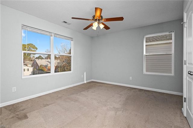 9269 1st View ST, Norfolk, VA 23503