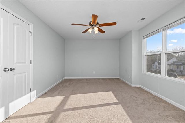 9269 1st View ST, Norfolk, VA 23503