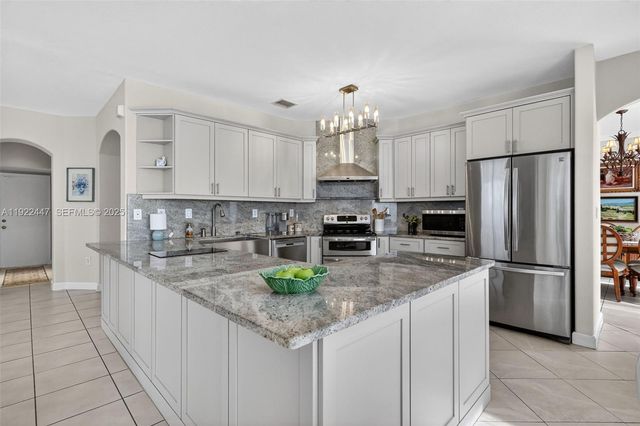 15144 SW 20th St, Miami, FL 33185