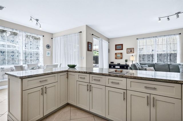 15144 SW 20th St, Miami, FL 33185