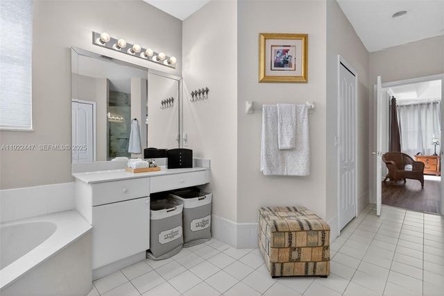 15144 SW 20th St, Miami, FL 33185