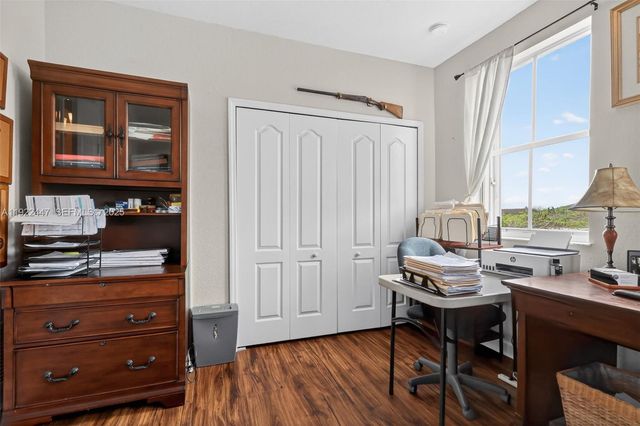 15144 SW 20th St, Miami, FL 33185