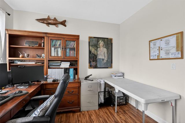 15144 SW 20th St, Miami, FL 33185