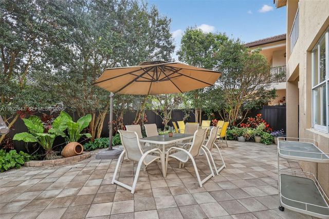 15144 SW 20th St, Miami, FL 33185