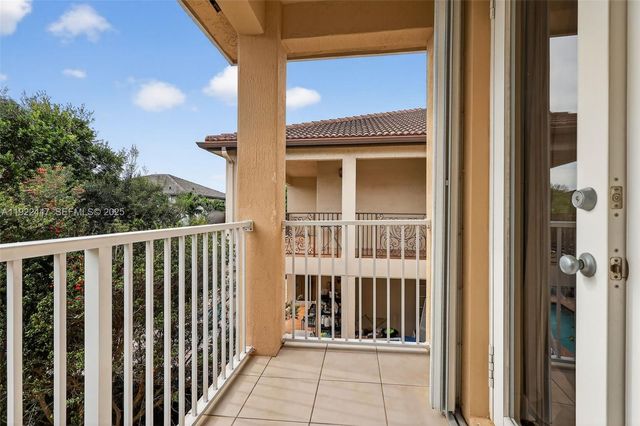 15144 SW 20th St, Miami, FL 33185