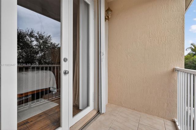 15144 SW 20th St, Miami, FL 33185