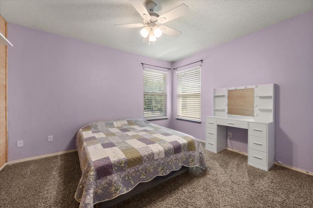 4111 Highgrove Drive, Arlington, TX 76001