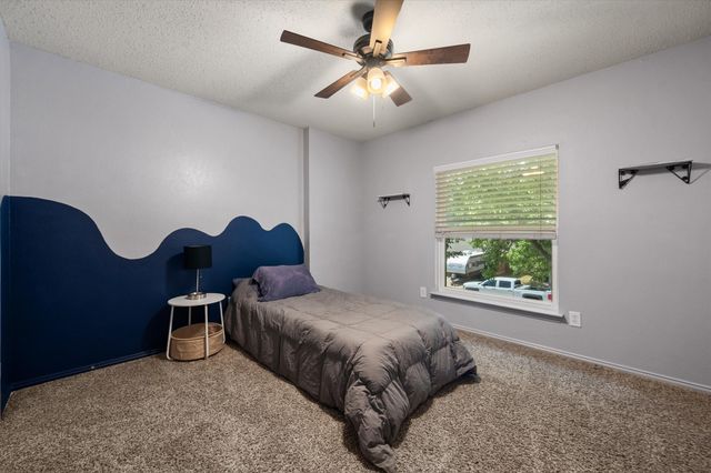 4111 Highgrove Drive, Arlington, TX 76001