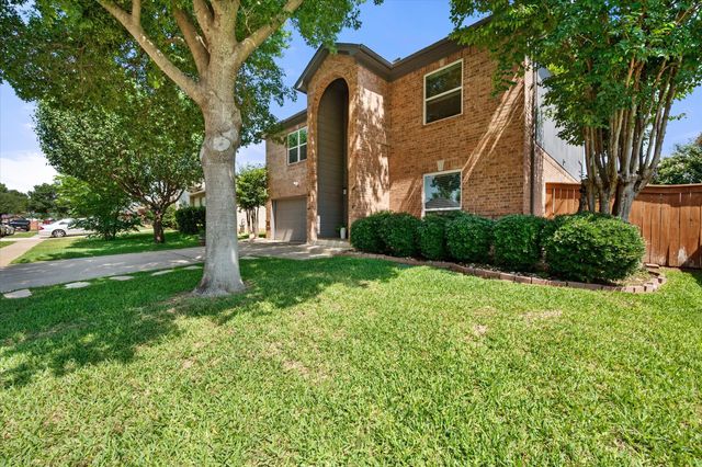 4111 Highgrove Drive, Arlington, TX 76001