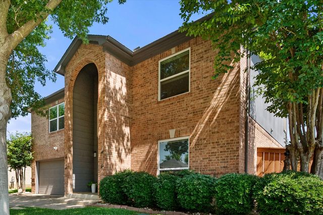 4111 Highgrove Drive, Arlington, TX 76001