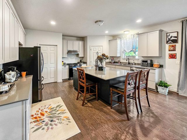 24784 Beach Drive, Macomb Twp, MI 48042