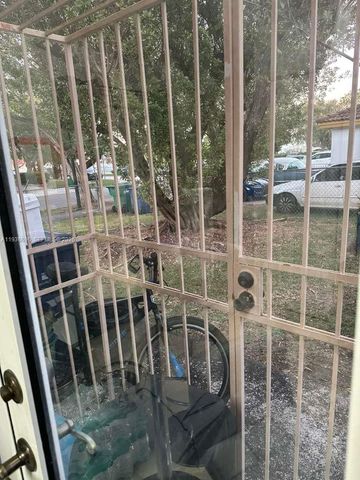 26201 SW 135th Ave, Homestead, FL 33032