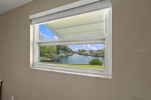 10744 DRUMMOND ROAD, Tampa, FL 33615