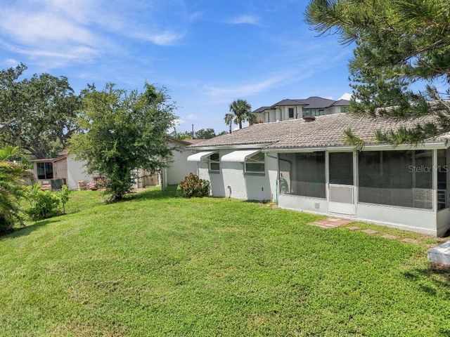 10744 DRUMMOND ROAD, Tampa, FL 33615