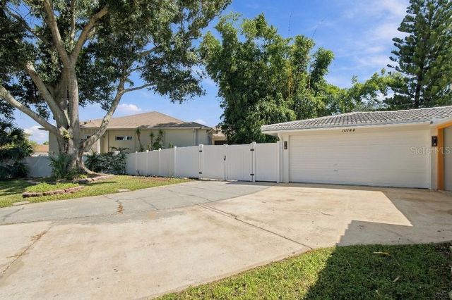 10744 DRUMMOND ROAD, Tampa, FL 33615