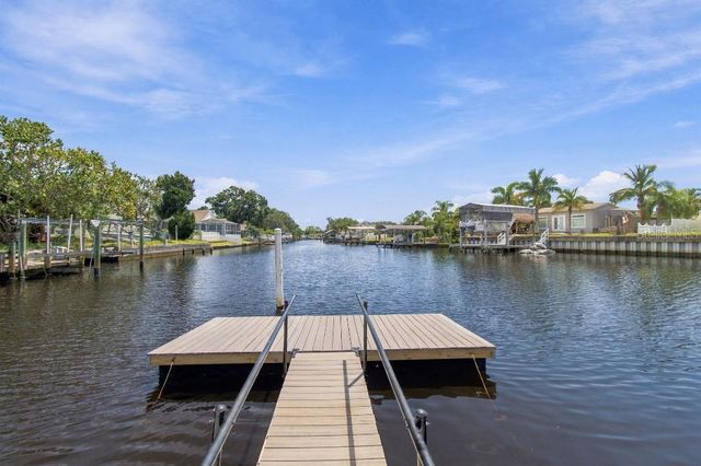 10744 DRUMMOND ROAD, Tampa, FL 33615