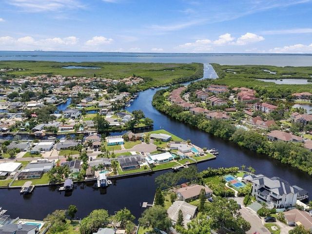 10744 DRUMMOND ROAD, Tampa, FL 33615