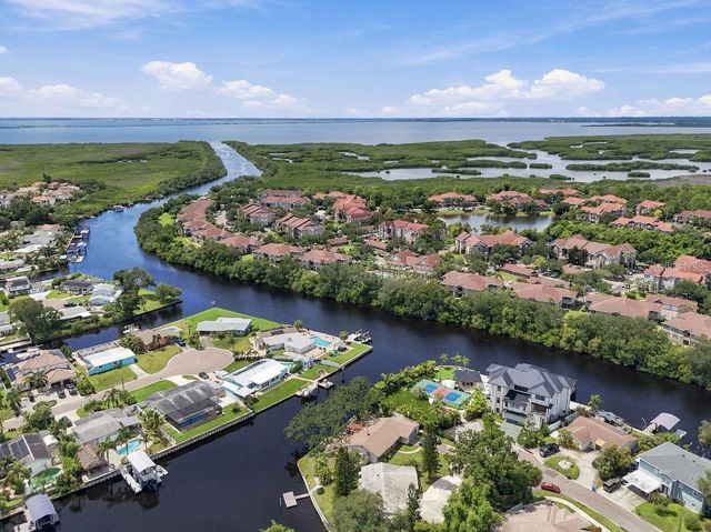 10744 DRUMMOND ROAD, Tampa, FL 33615