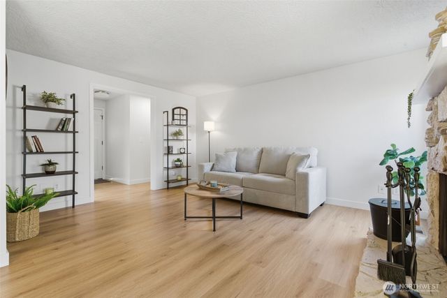 13429 NE 49th Street, Vancouver, WA 98682