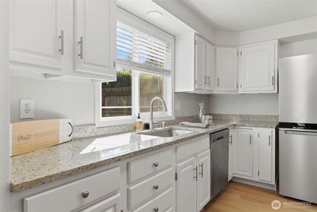 13429 NE 49th Street, Vancouver, WA 98682