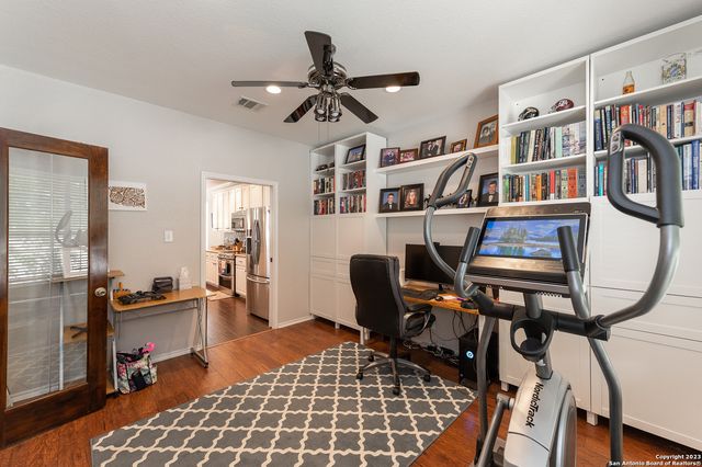 2604 Patron Vlg, Schertz, TX 78108